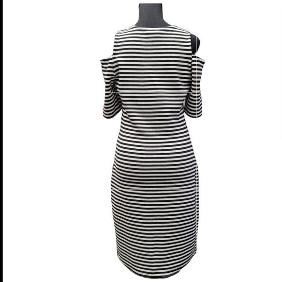 H&M Striped Cold Shoulder Dress Size M - Picture 11 of 11